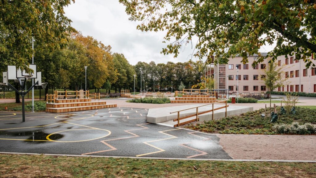 Kvarngärdesskolan. Nyproduktion av skola, idrottshall och utemiljö.