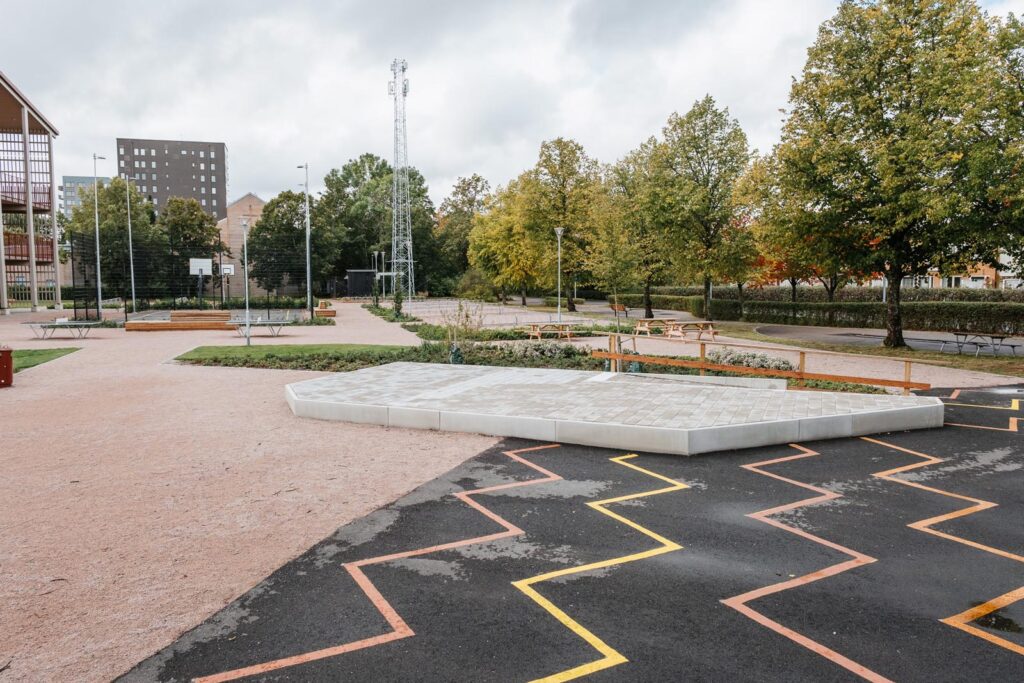 Kvarngärdesskolan. Nyproduktion av skola, idrottshall och utemiljö.