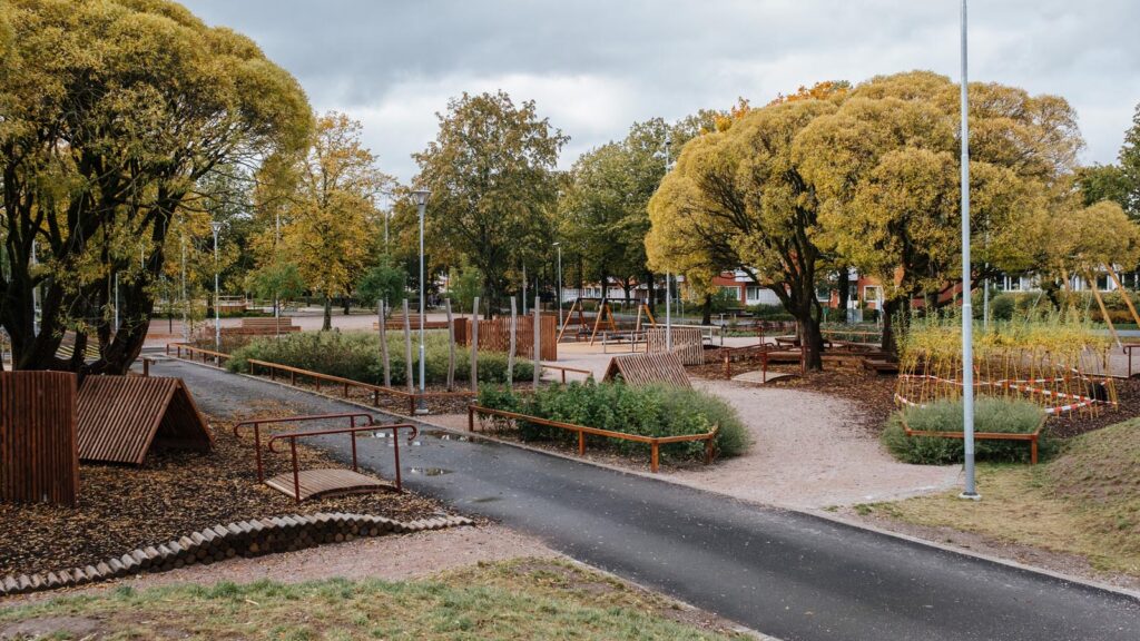 Kvarngärdesskolan. Nyproduktion av skola, idrottshall och utemiljö.
